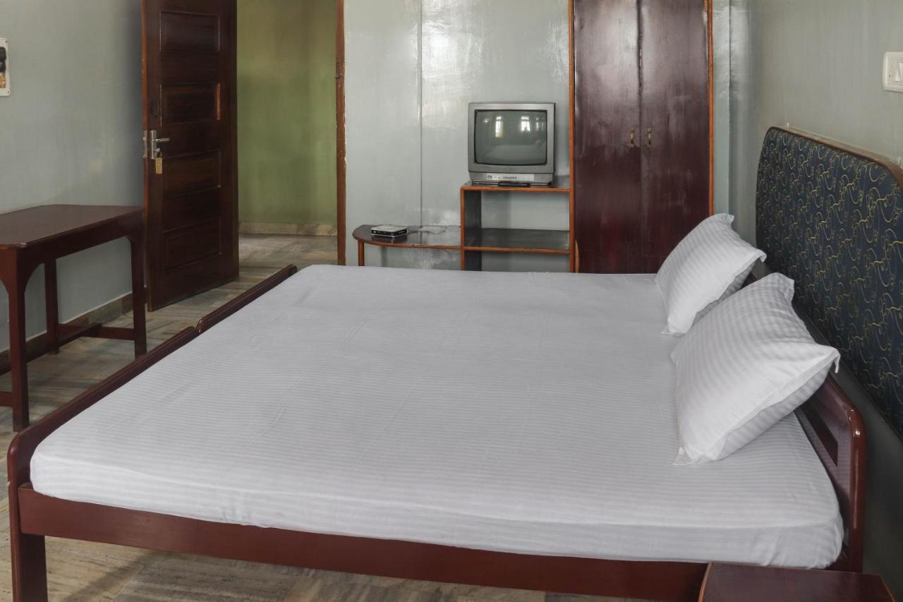 Spot On 49477 Hotel Galaxy Dimāpur 외부 사진