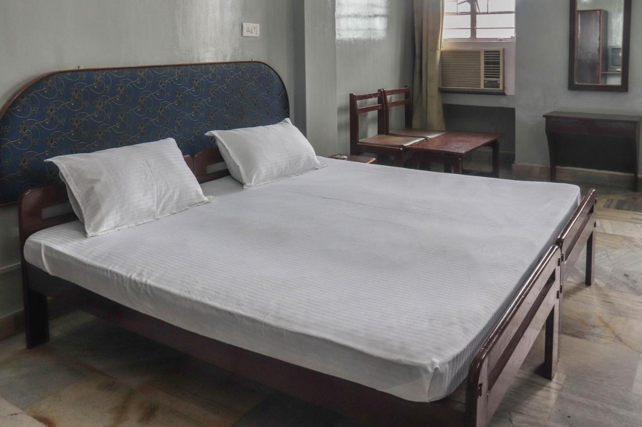 Spot On 49477 Hotel Galaxy Dimāpur 외부 사진